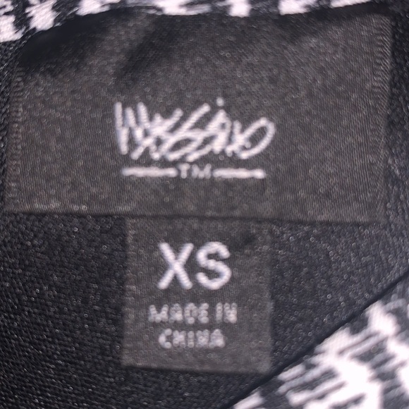 Black & White Dress - Picture 4 of 5